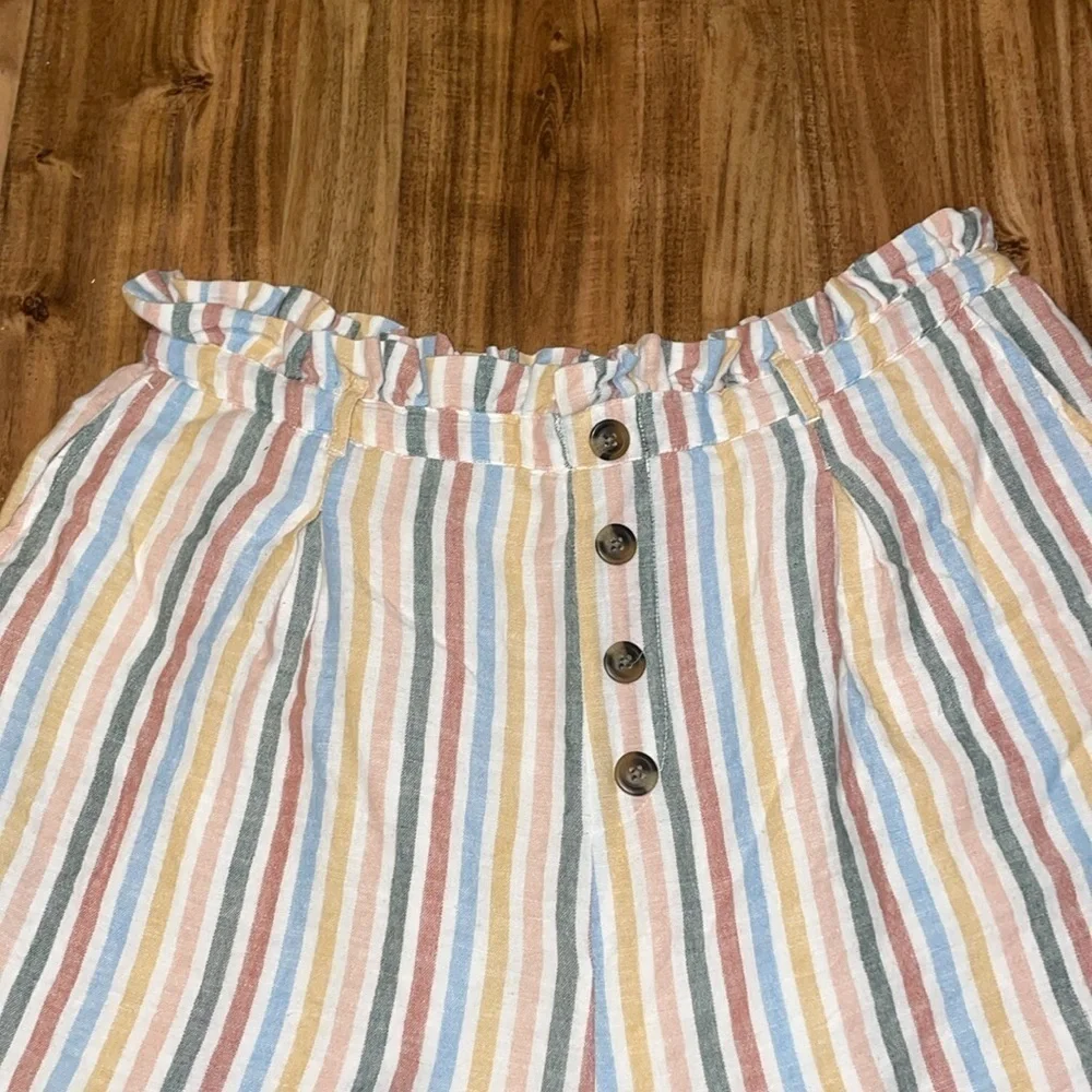 American Eagle Outfitters women’s large 12 Shorts high waist linen blend stripe